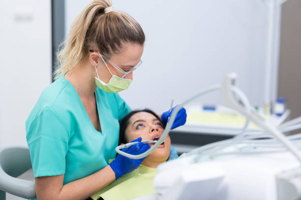 Best Broken or Cracked Tooth Emergency Dentist in Oak Park, IL